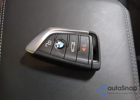 2022 BMW M3 Competition z USA, uszkodzony, nr VIN WBS33AY04NFN11206